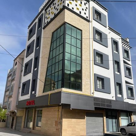 Hotel Borsa Saint-Arnaud Exterior foto